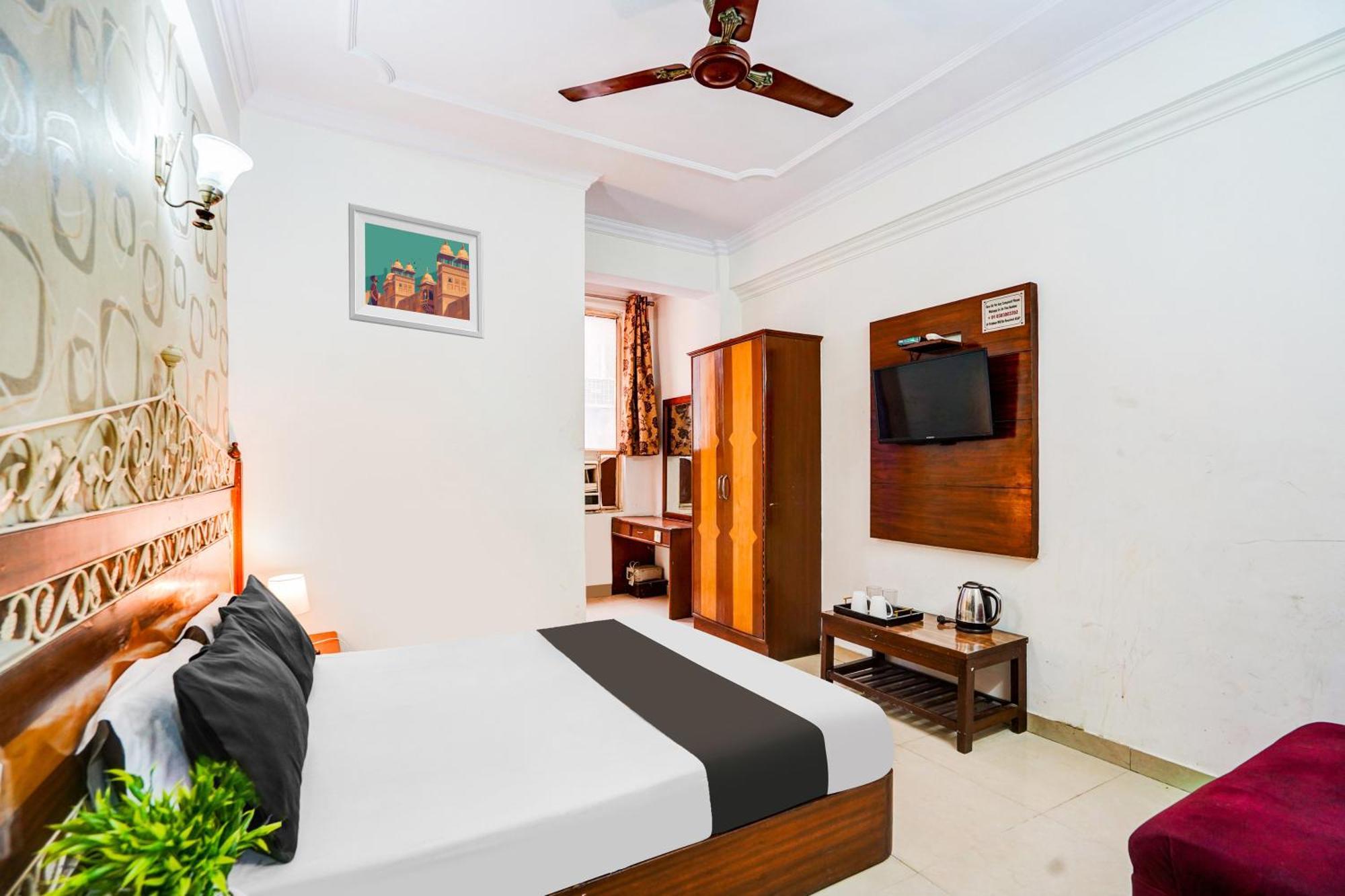 Hotel O Paharganj New Delhi
